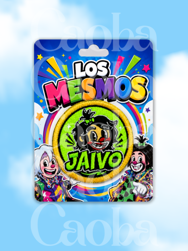 Imán bordado de Jaivo, Los Mesmos Show, fondo verde con borde dorado
